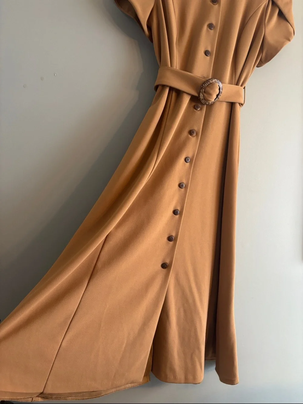 Calvin Klein Button-Front Midi Dress in Camel size 12 - Picture 4 of 7